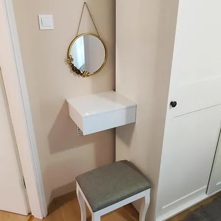 Apartman Teo Slavonski Brod Exteriör bild